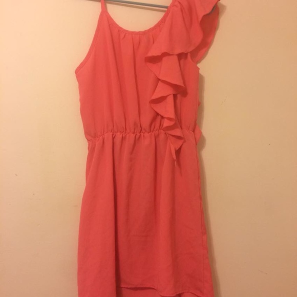 Pink Ruffle Shoulder Dress - Picture 2 of 2